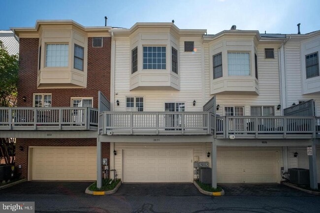 Building Photo - 8894 Ashgrove House Ln