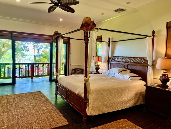 Building Photo - Oceanview Luxury Estate | Steps to the Beach | Private Pool & Spa