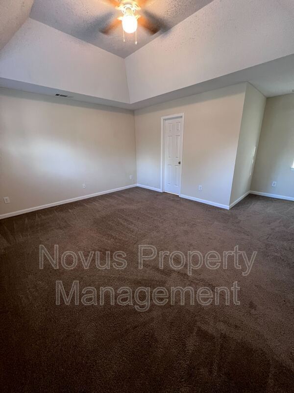 Building Photo - 81 Abbottsford Drive