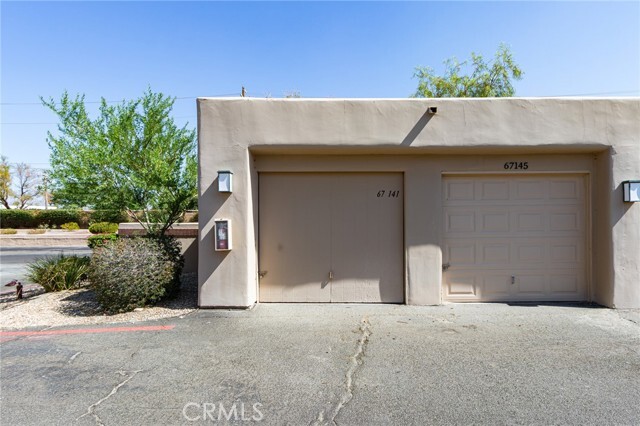 Building Photo - 67141 N Chimayo Dr