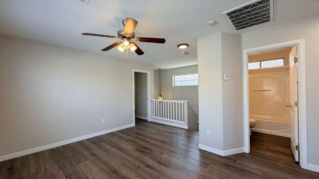 Building Photo - 1567 S Avocet St