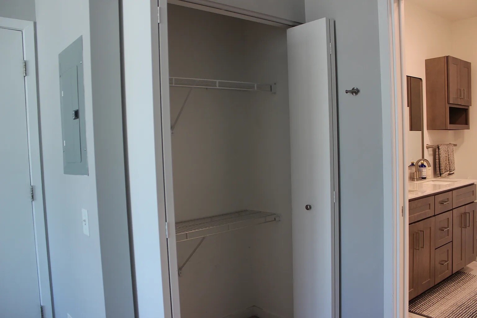 Building Photo - 757 N Orleans St