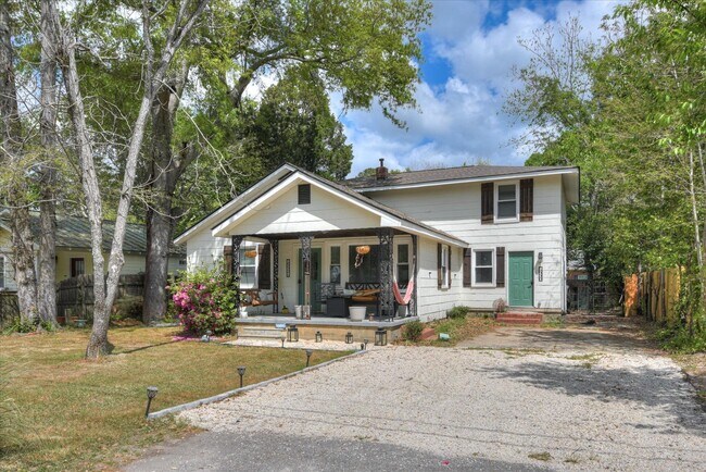 Building Photo - 1532 Colleton Ave SE