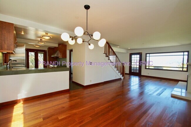 Building Photo - 63 Glen Dr