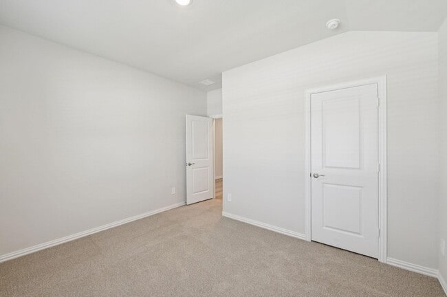 Building Photo - 514 River Rdg Dr