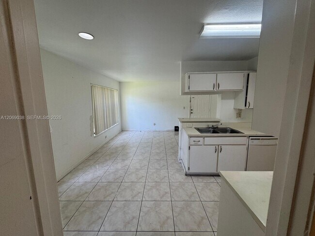 Building Photo - 8793 NW 39th St