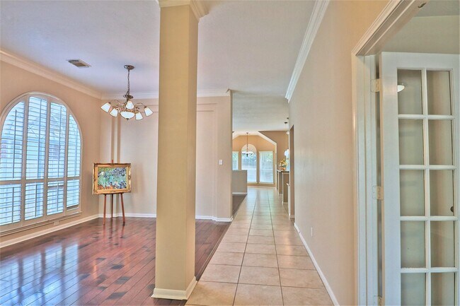 Building Photo - 4530 Springfield Lakes St