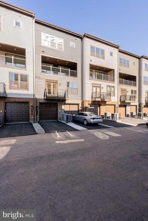 Building Photo - 21835 Express Ter