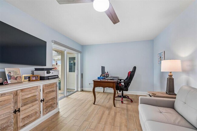 Building Photo - 392 Boca Ciega Point Blvd N