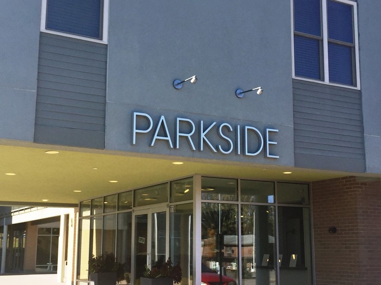 Primary Photo - Parkside Apartments