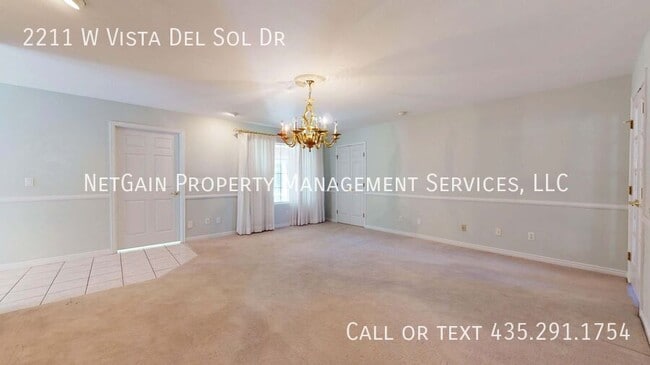 Building Photo - 2211 W Vista Del Sol Dr