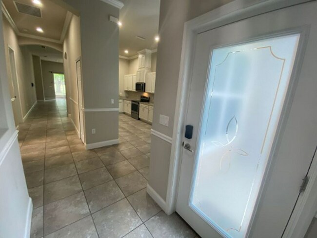 Building Photo - 3 Bedroom 2 Bath Home in Ormond Beach for RENT!