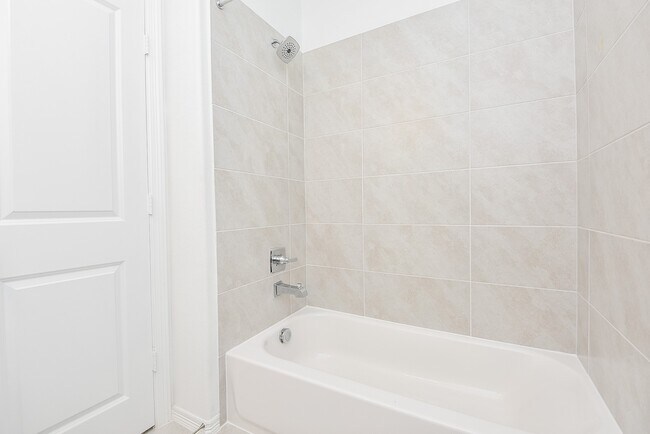 Building Photo - 18251 Winding Willow Oak Way