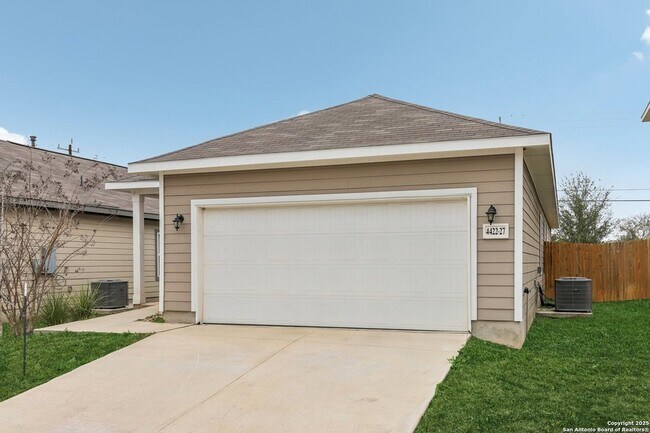 Building Photo - 4422 Chandler Rd