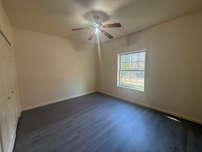 Building Photo - 11 Immokalee Dr