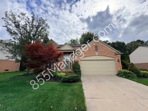 Building Photo - Spacious 4BR Home in Lake Orion Schools