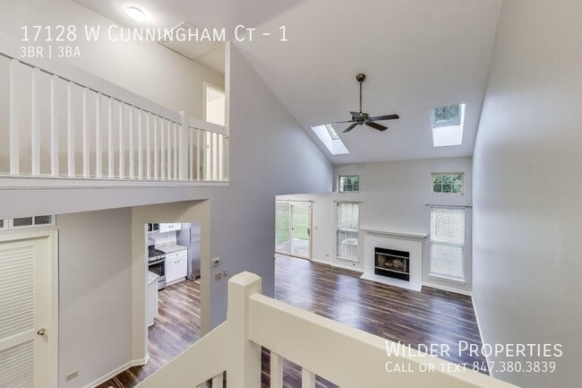 Building Photo - 17128 W Cunningham Ct