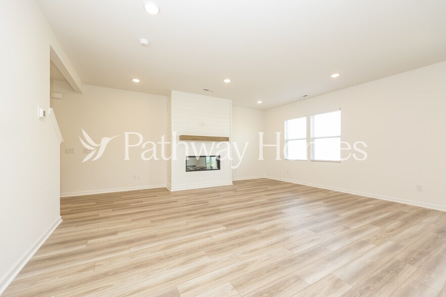 Building Photo - 3826 Cobbler Ct