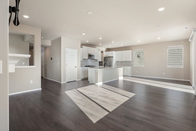 Building Photo - Beautiful 5Bd home in  Marysville