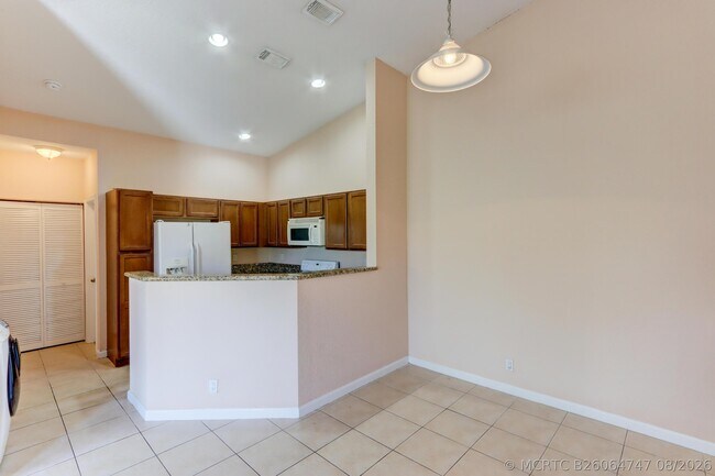 Building Photo - 3061 Laurel Ridge Cir