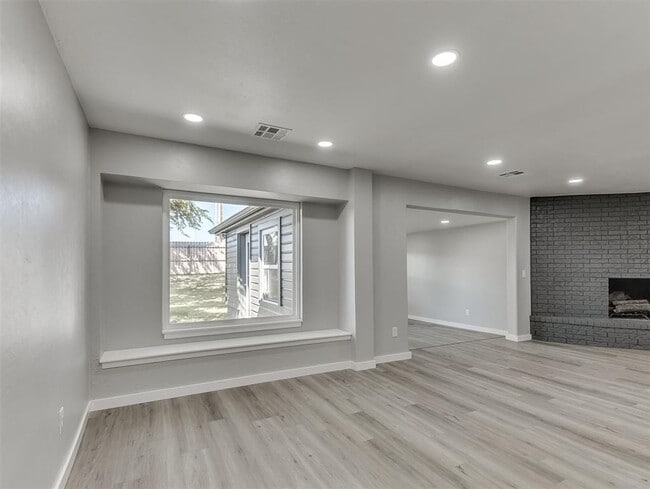 Building Photo - Look at this beautiful home! Open 7/29 fro...