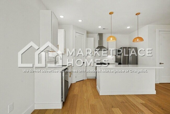 Building Photo - 109 Taverly Dr