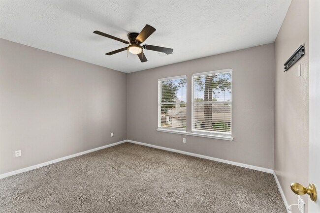 Building Photo - 14334 Cypress Meadow Dr