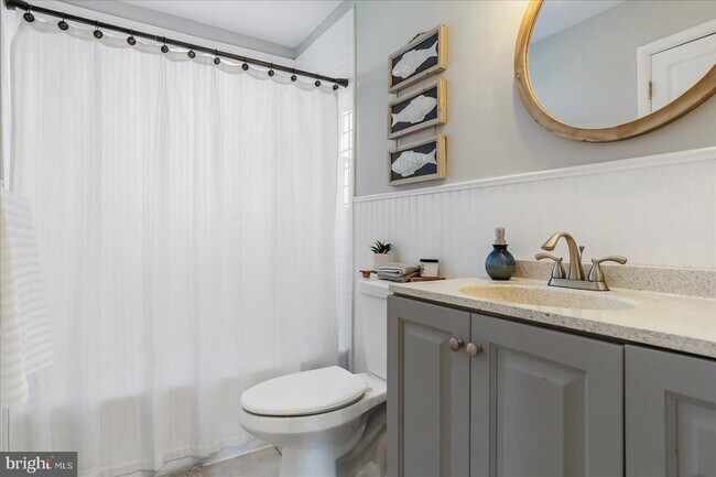 Building Photo - 6934 River Drive Rd