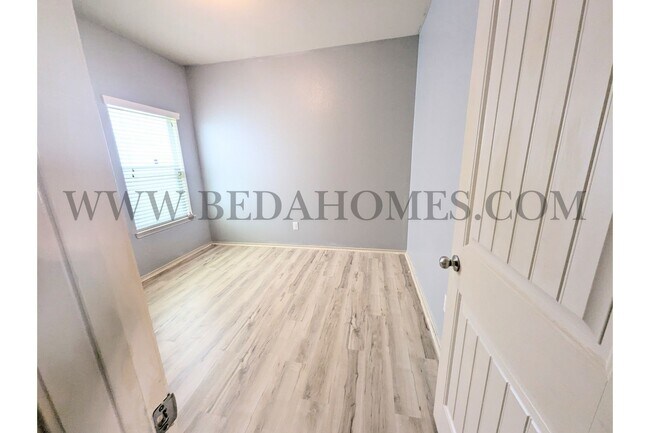 Building Photo - 7880 Galleon Field Ln