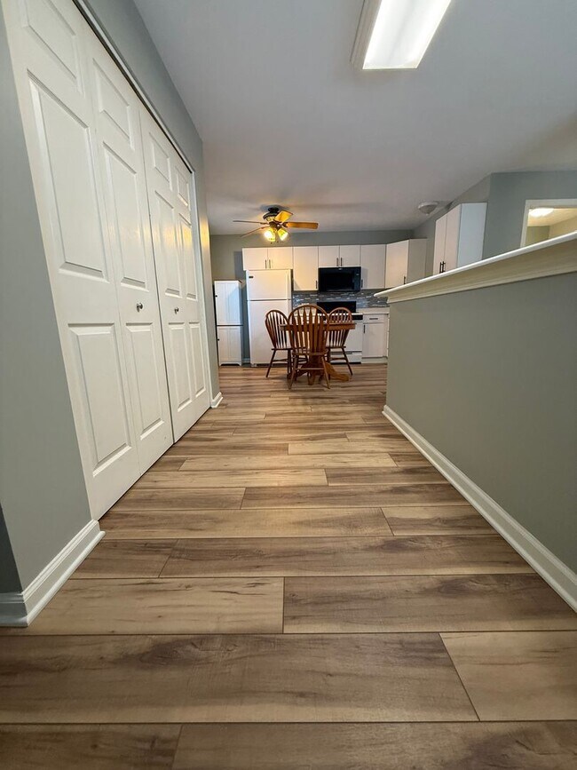 Building Photo - 5093 M-37