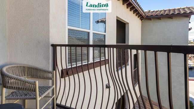 Building Photo - 150 W Castellano Dr