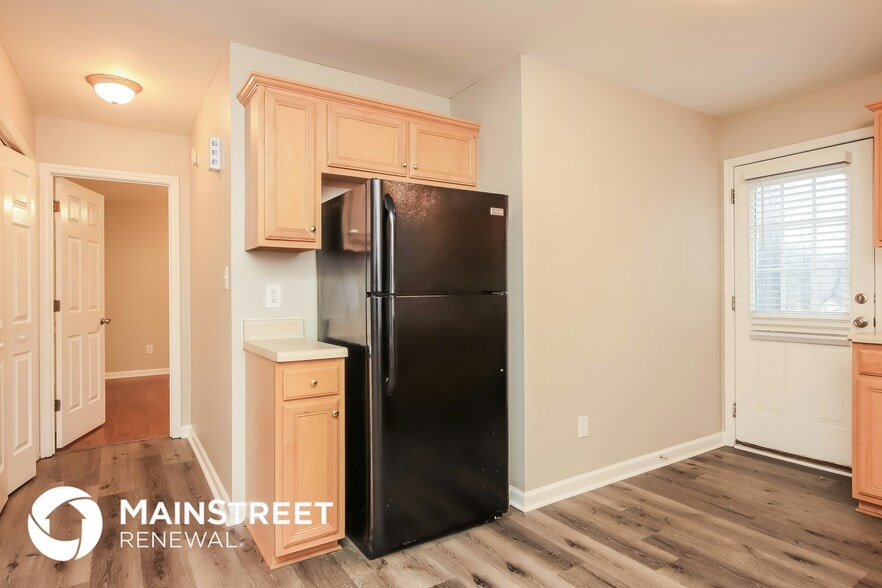 Building Photo - 105 Hazelwood Ct