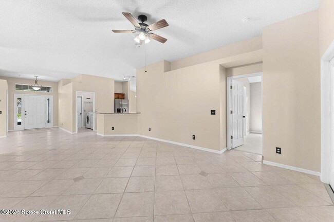 Building Photo - 4741 Decatur Cir