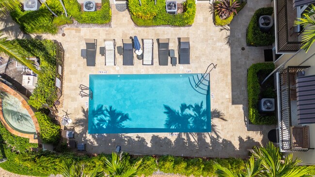 Building Photo - 65 SE 5th Ave