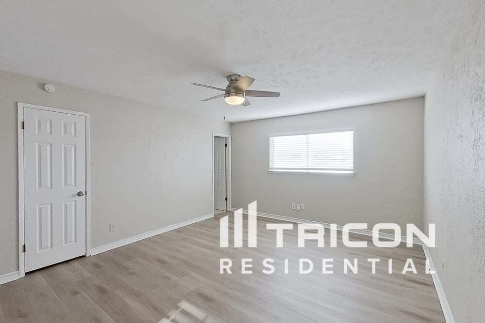 Building Photo - 4848 Alta Oaks Ln