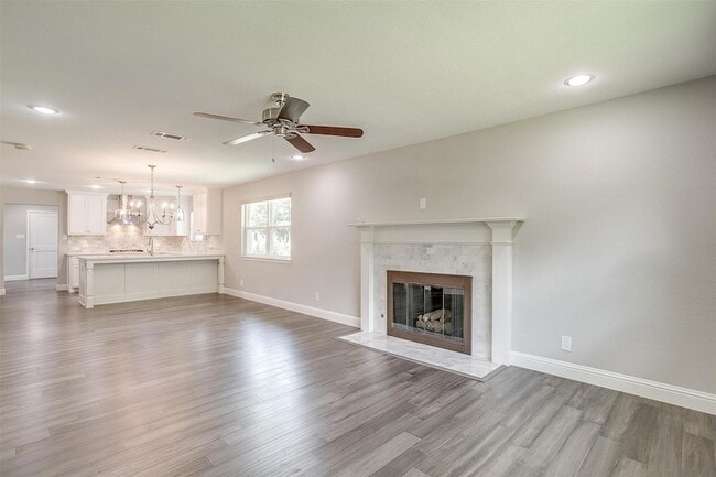 Building Photo - 603 Bondstone Dr