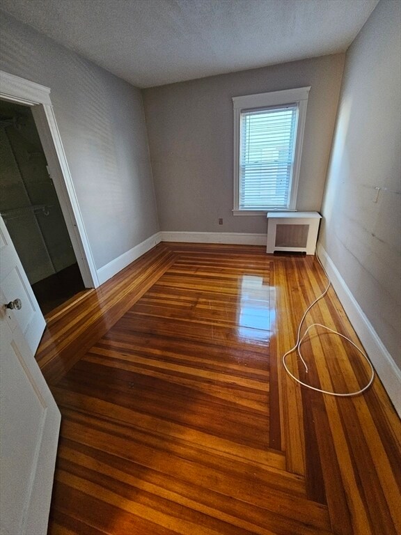 Building Photo - 53 Chaplin St