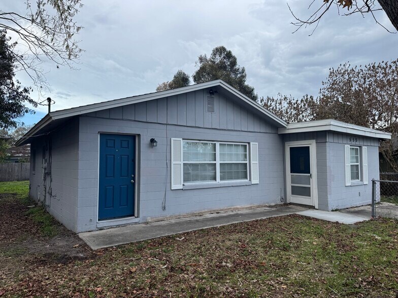 Building Photo - 555 Cadillac Blvd