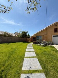 Building Photo - 44637 Cerisa St