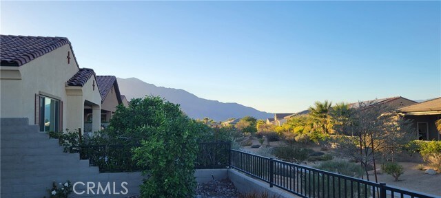 Building Photo - 82 Burgundy