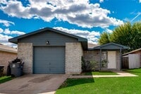 Building Photo - 10340 Blackjack Oaks Dr