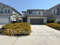 Building Photo - 1005 W Sedona Ave