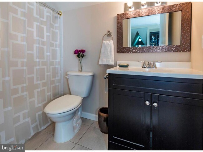 Building Photo - 116 Leigh Ave