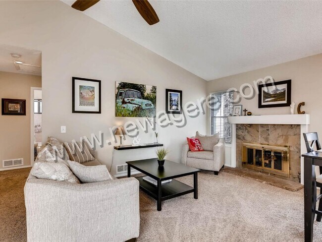 Building Photo - GORGEOUS Renovated Home in Cherry Creek Sc...