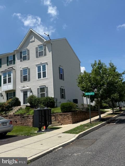 Building Photo - 611 Washington Sq