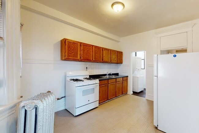 Floorplan - 5401-5403 S. Woodlawn Avenue
