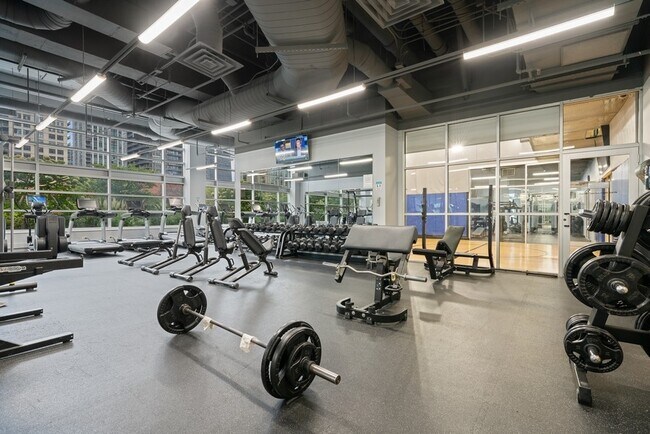 Building Photo - 545 N Dearborn St