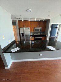 Building Photo - 200 W Sahara Ave