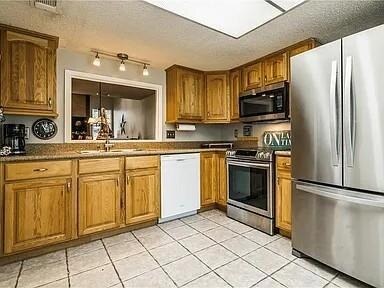 Building Photo - 17 Casa Verde St