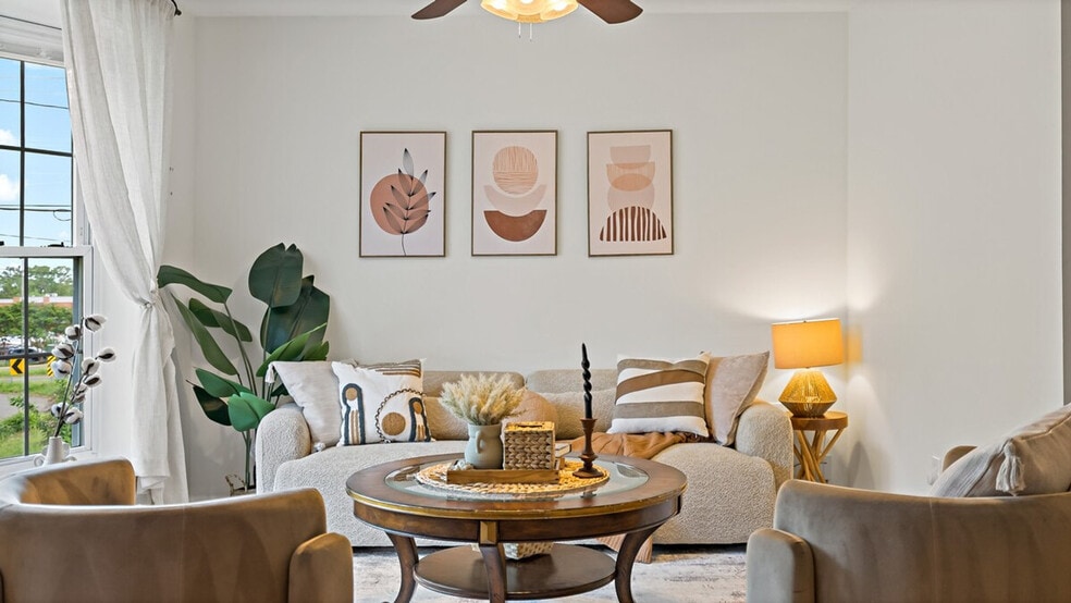 Building Photo - 6365 Columbia Pike